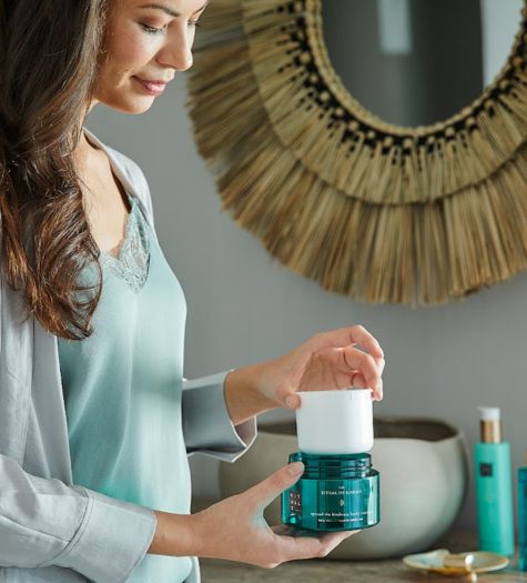 Brand Directory 82 Brand Directory 81